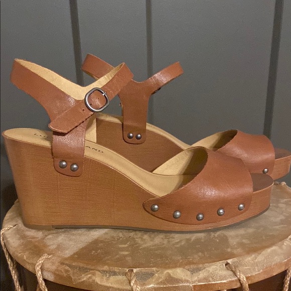 Lucky Brand Women's Brown Wedge Sandals - Picture 2 of 7